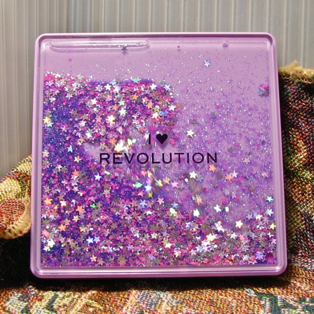 Revolution I šFortune Seeker Palette/Lipstick - Picture 1 of 8